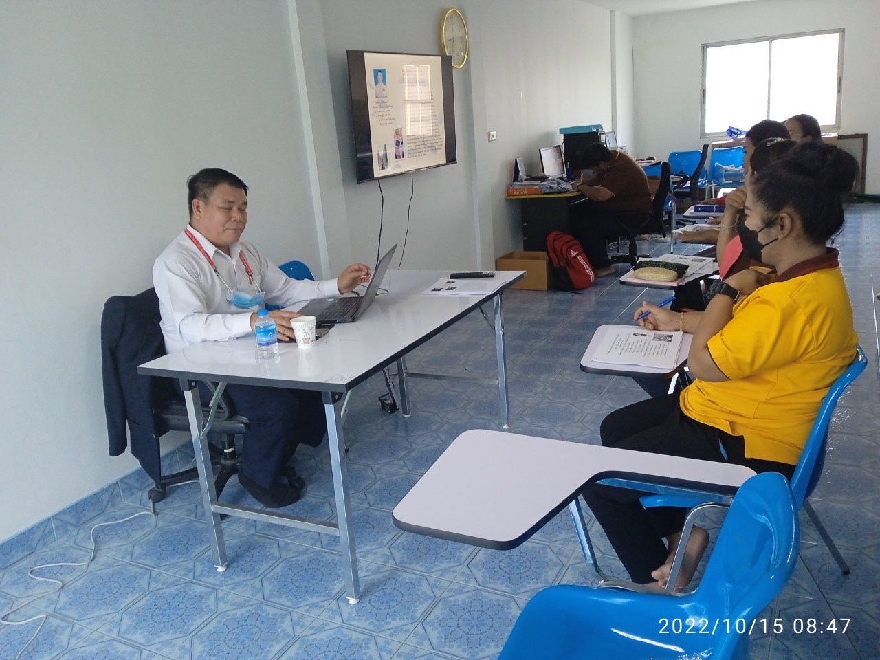 รับสมัครงาน